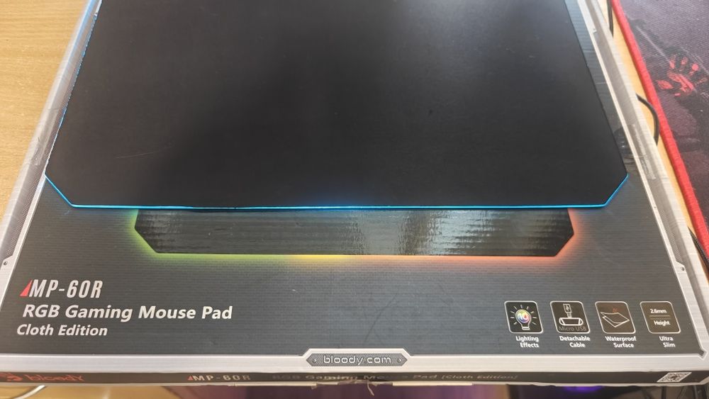 Продам RGB килимок для миші Bloody MP-60R