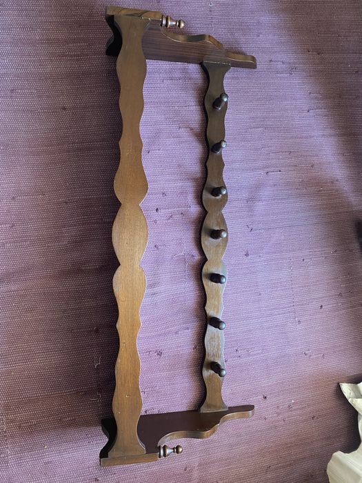 Bengaleiro de parede em Madeira