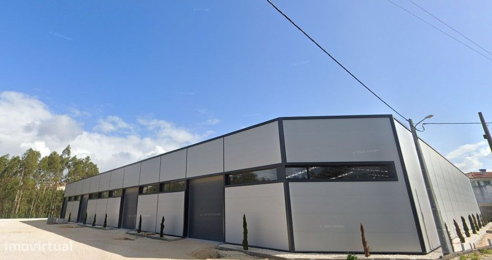 OPORTUNIDADE DE INVESTIMENTO - Armazéns / Indústria em Leiria