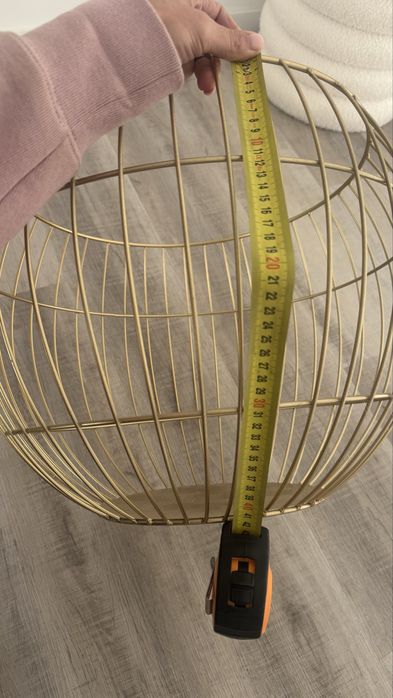 Mesa de canto com tampo removivel