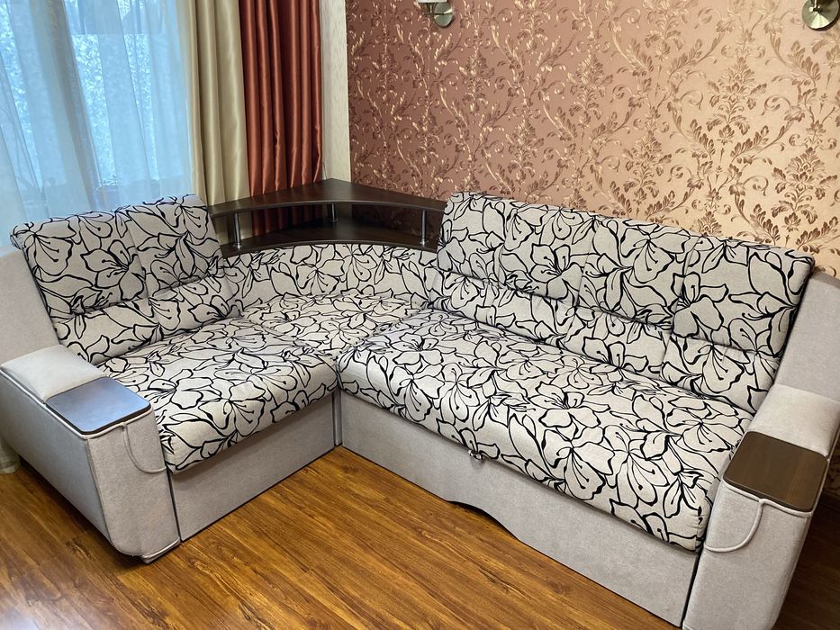 Диван кутовий 2.6м