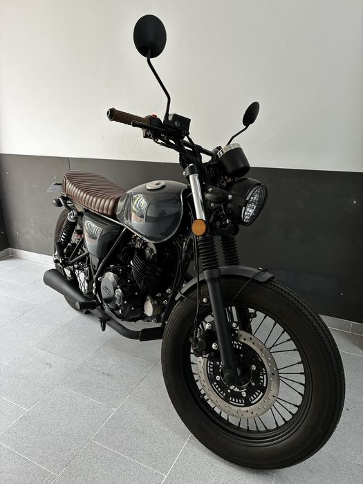 Mutt 250 HILTS CINZA