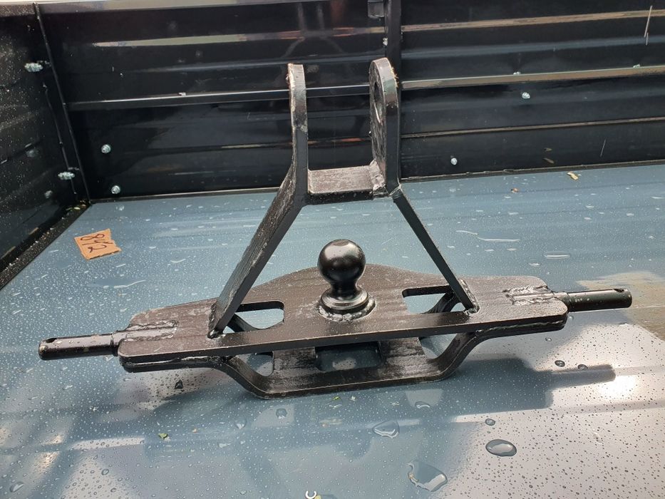 Зцепка на триточку з фаркопом. Метал 12мм