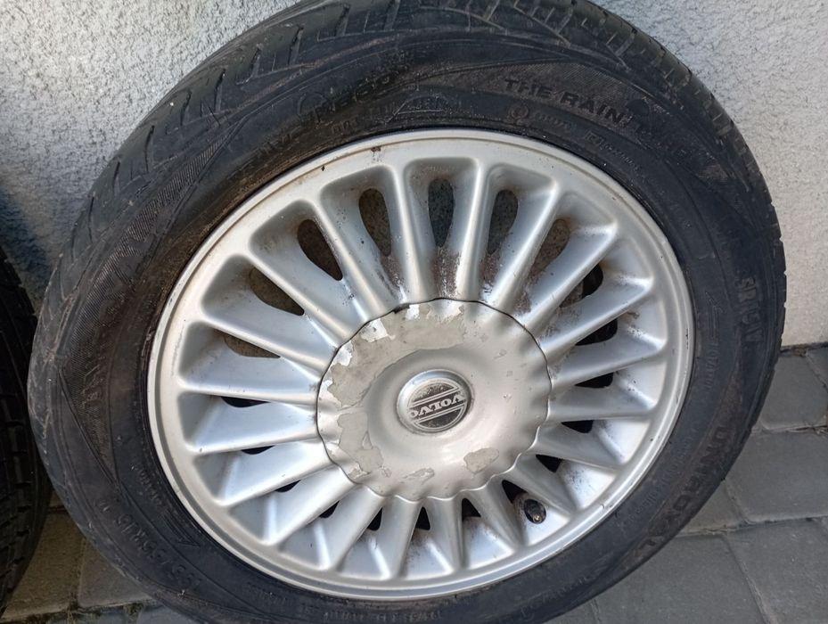 Продам чотири диски R15 до автомобіля Volvo