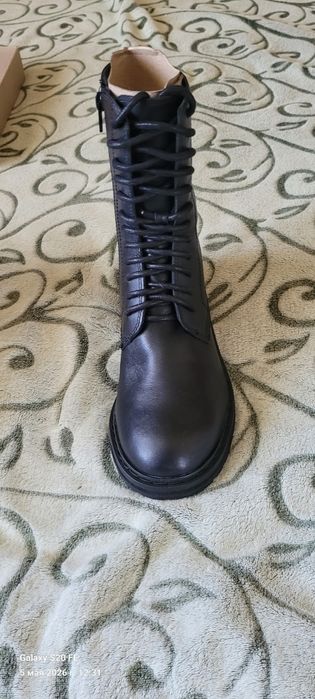 Ботинки кожаные Clarks