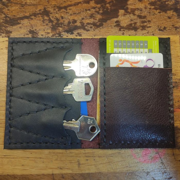 Carteira para cartões e para as tuas chaves