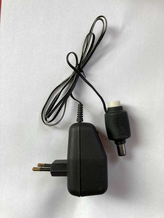 Zasilacz anteny telewizyjnej lub radiowej , antenowy polski "Davbol"