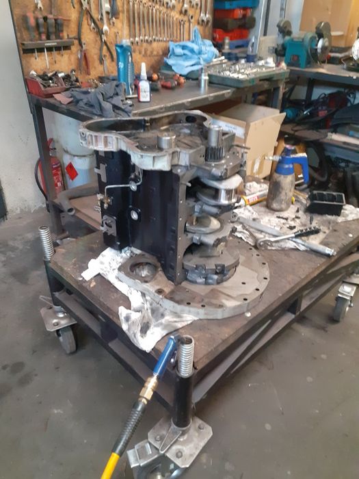 silnik po remoncie mf255 ursus3512