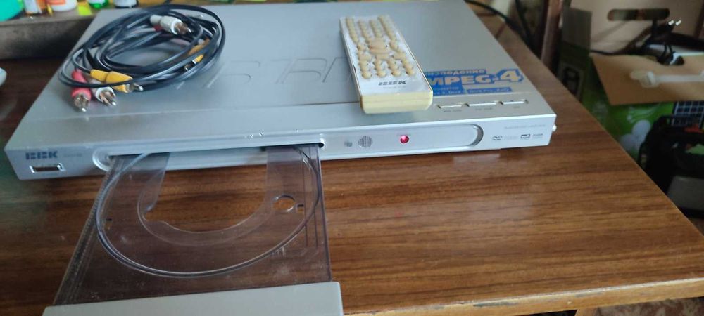 DVD плеєр BBK DV313S