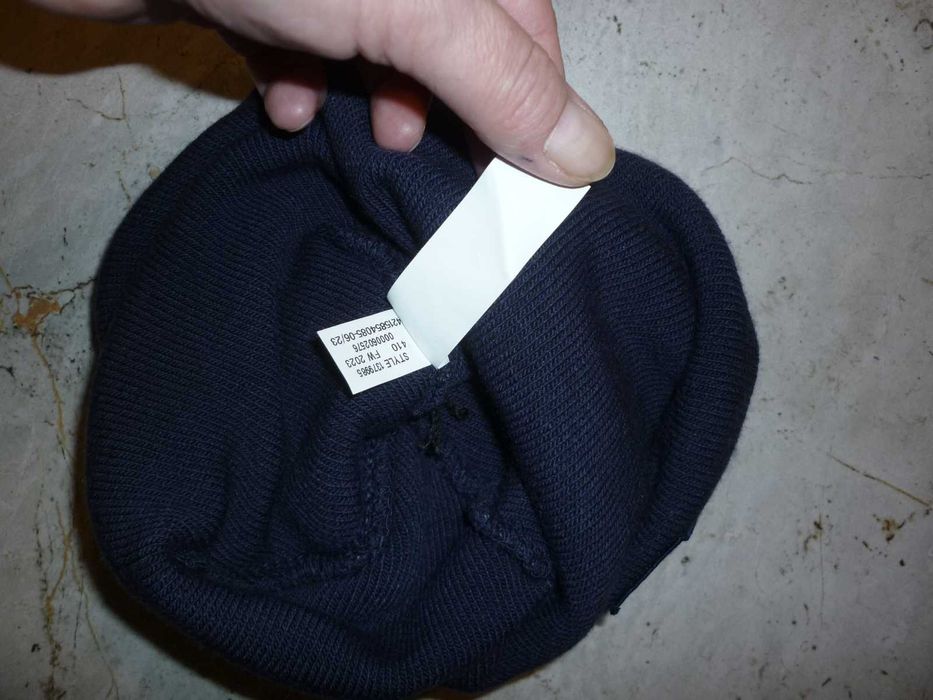 Under Armour czapka zimowa męska z pomponem nowa