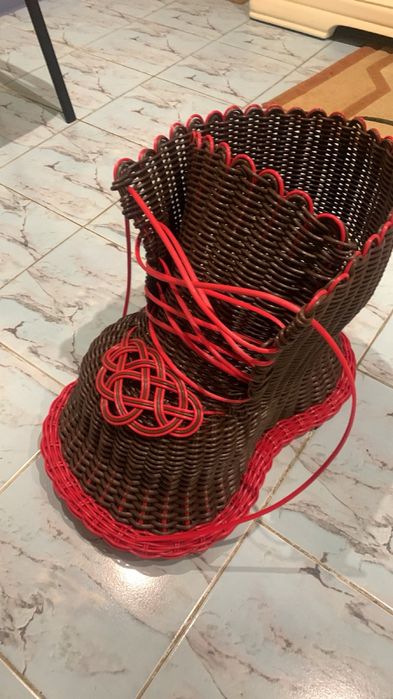 Черевичок з ротангу