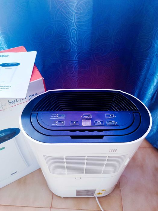 Desumidificador MEI 12L DH 5012 – Ar Seco e Livre de Mofo (Bom Estado)
