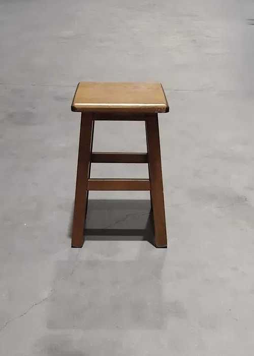 Banco em Madeira - NOVO