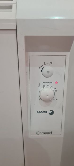 Acesedor em muito bom estado