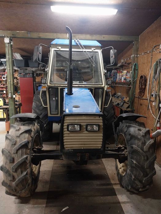Ciągnik rolniczy Lamborghini 754DT uszkodzony silnik