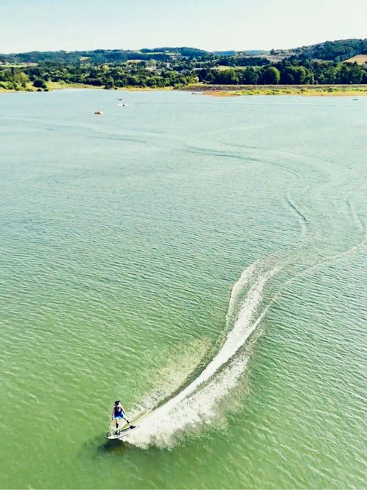 Motosurf Jetsurf wspólne pływanie