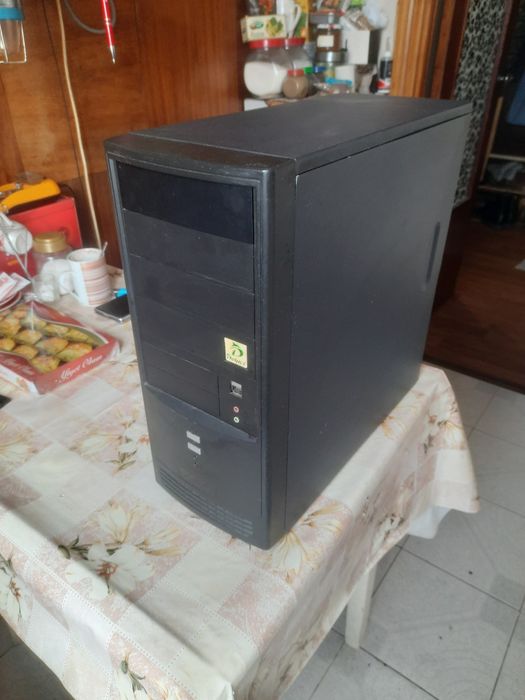 Домашній Пк msi ms-7529/e6750/rom 2 gb/ram 250 gb