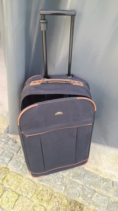 Seis Malas de viagem