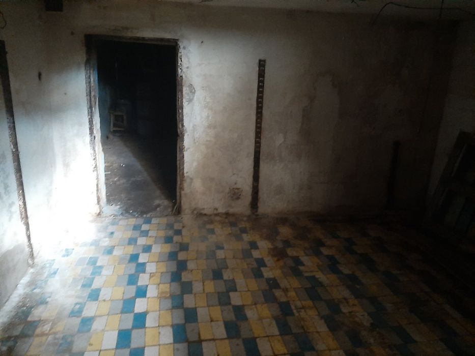 Продам двухэтажный гаражж