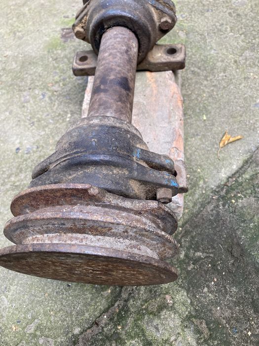 Продаеться вал для циркулярки