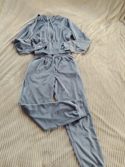 Велюровий костюм