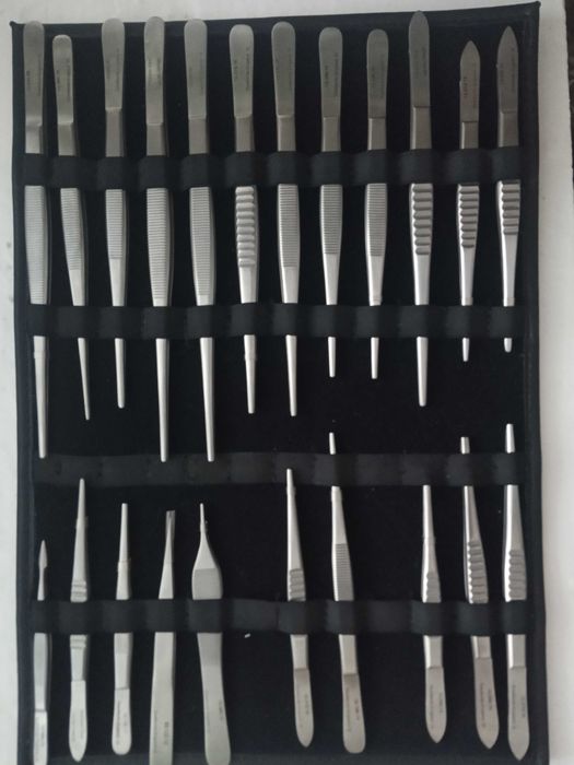 Пінцети стоматологічні ,ложки,Gowllands Limited England