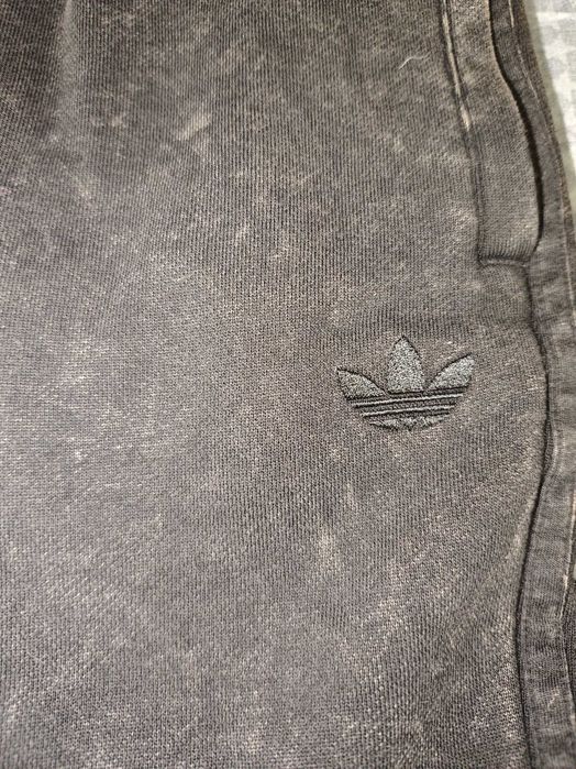 Spodnie Adidas czarne