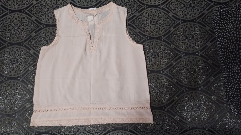 Блузка     H&M .