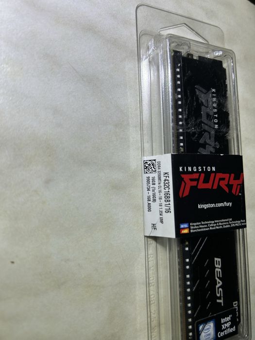 Оперативна памʼять Kingston Fury DDR4-3200 16Gb
