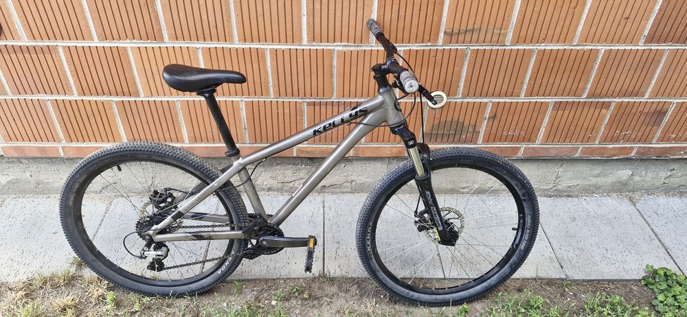 Rower Dirt Kellys Whip 10 Srebrny MTB