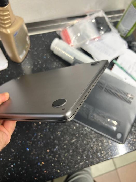 MacBooka Air 13 M2 24 GB