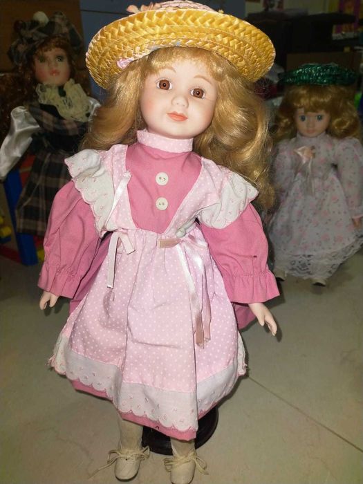 Bonecas de porcelana antigas