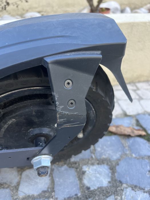 Ausom L1 Abe – 2.000 km | Controlador novo | Bem estimada