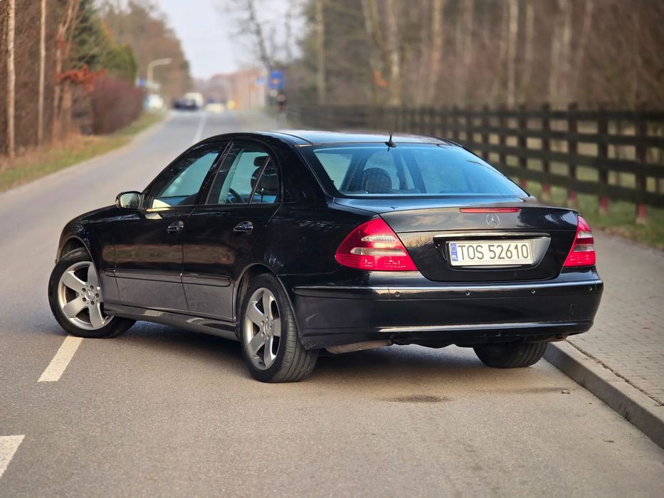 Mercedes-Benz Klasa E PERFEKT_3,2B_224KM_Panorama_Wentylacja_Nawi_Xenon_Skóry_WZÓR