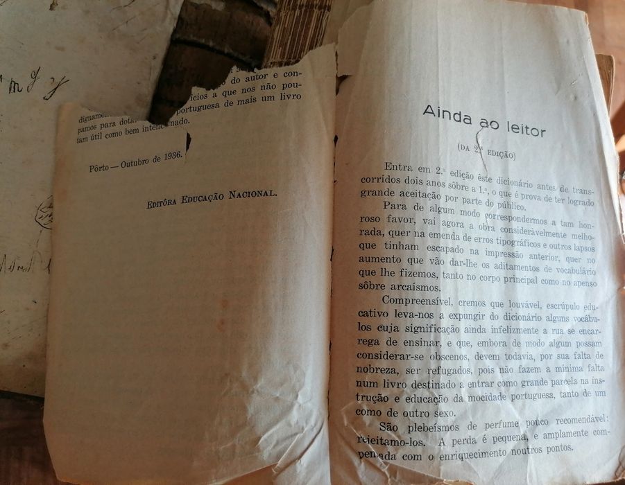 Dicionário de 1938 da 'Editora Educação Nacional'-Porto'