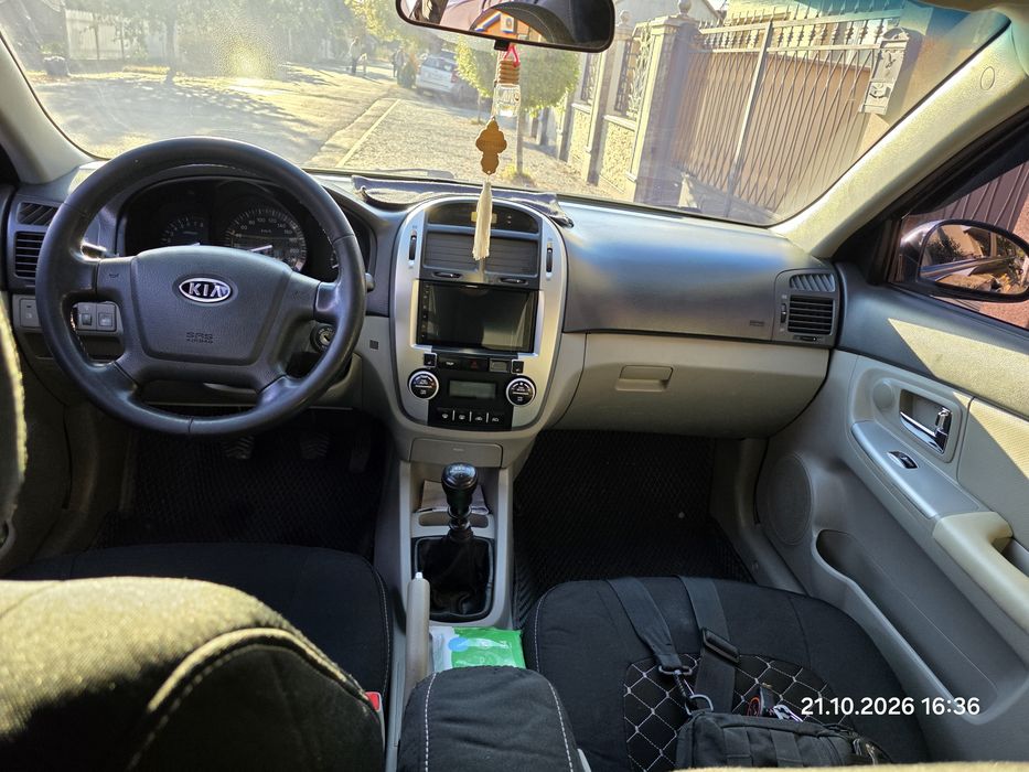 Продам Kia Cerato 1 механика газ бензин