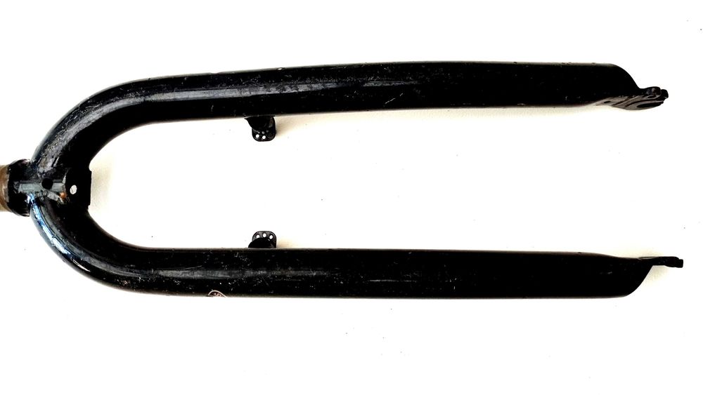 Solidny Widelec rowerowy OS Racing 1 i 1/8'' koło 26'' nr 260
