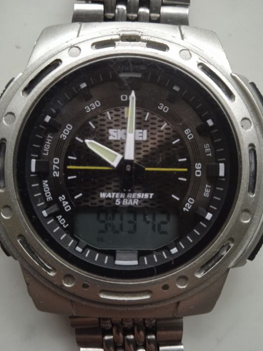 Часы Skmei на ходу