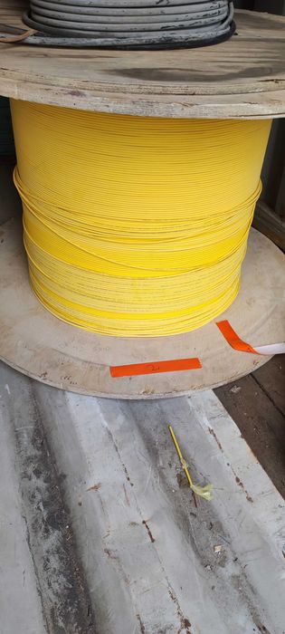 Kabel światlowód OS2 SM 4 FIBER Żólta otulina