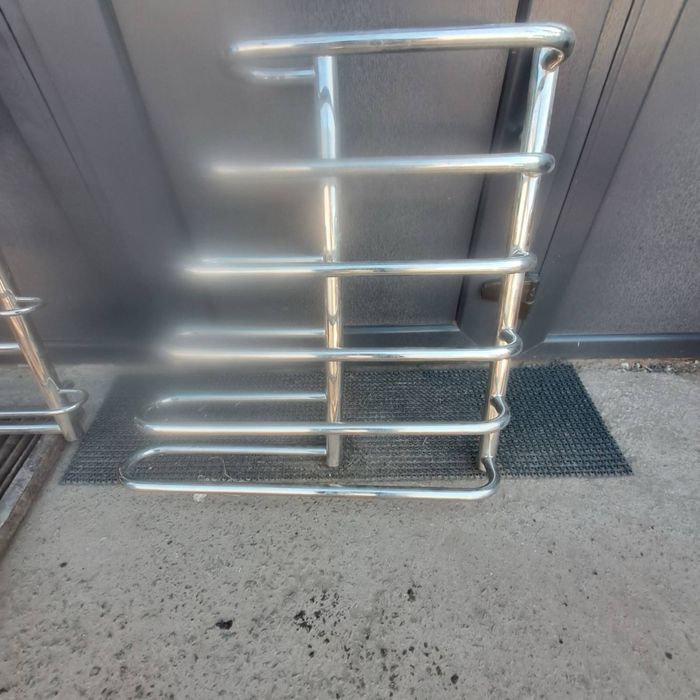 Полотенцесушителы из нержавеющей стали в ванную комнату