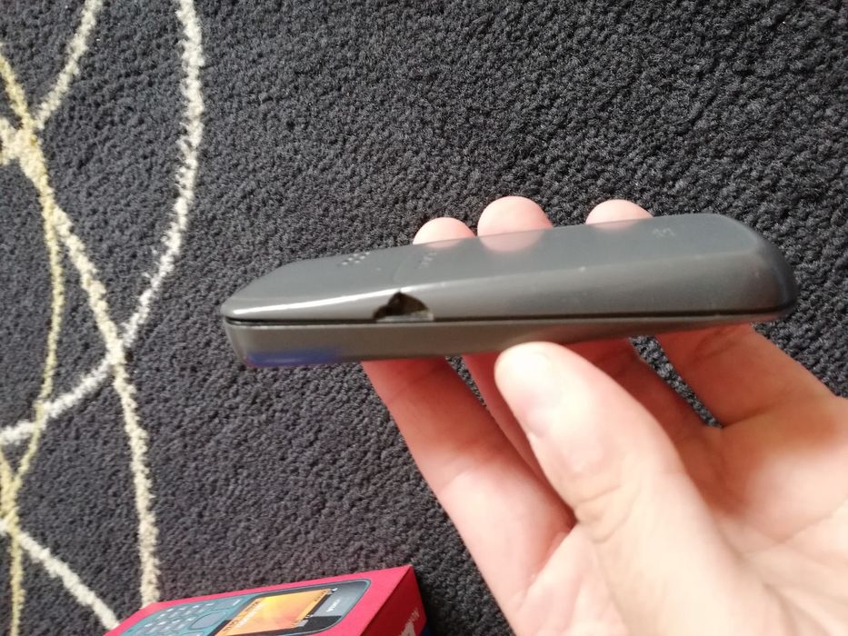 Telemóvel Nokia 100