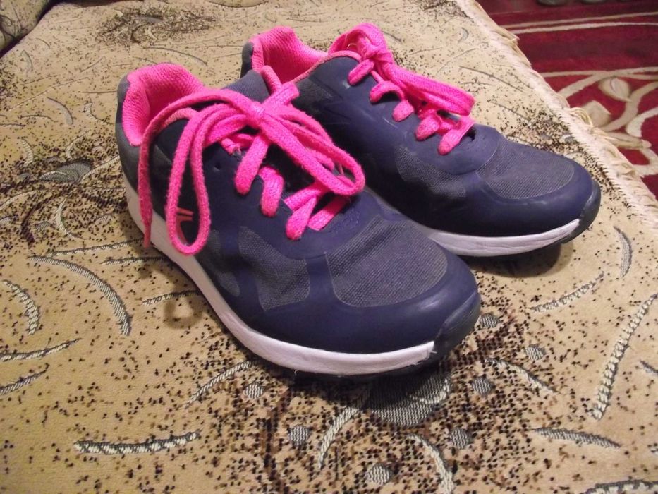 Кросівки дитячі р.35