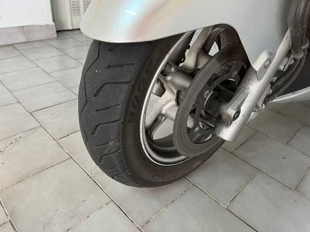Vendo Suzuki Burgman 400 cinza metalizado