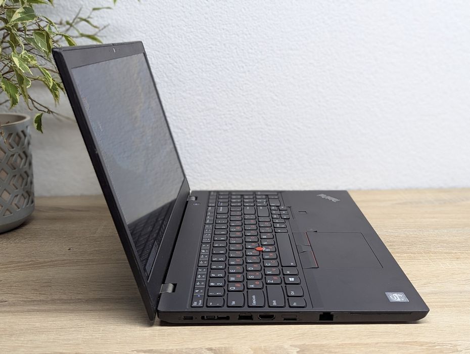 Модний, 4х ядерний ноутбук Lenovo ThinkPad L15