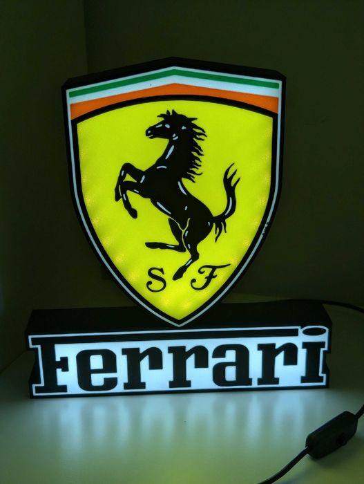 Candeeiro com logo da Ferrari para fãs da marca com luzes led e USB