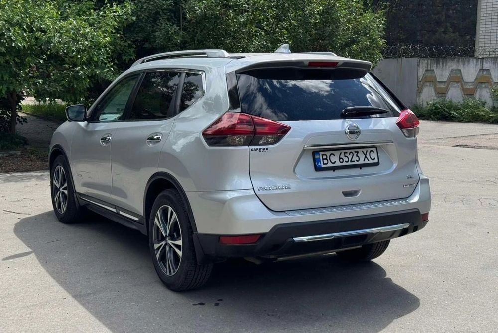 Продається NISSAN ROUGE 2018 ГІБРИД 2.0