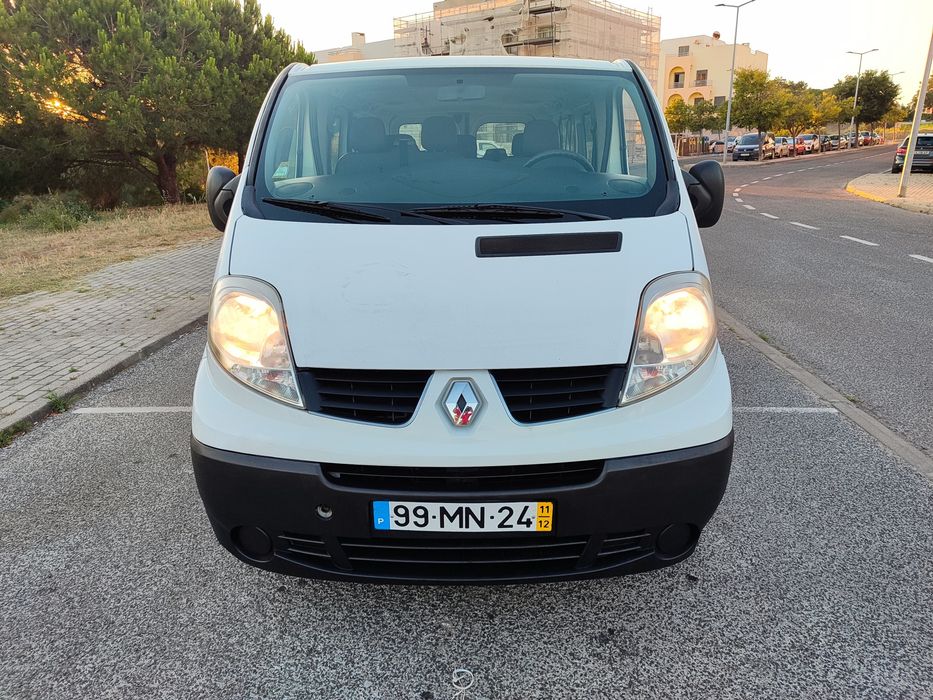 Renault Tráfic 2.0dci 9 Lugares
