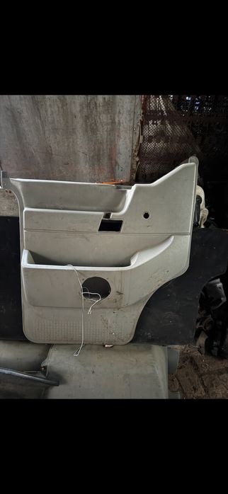 Продам дверные карты фольксваген т4