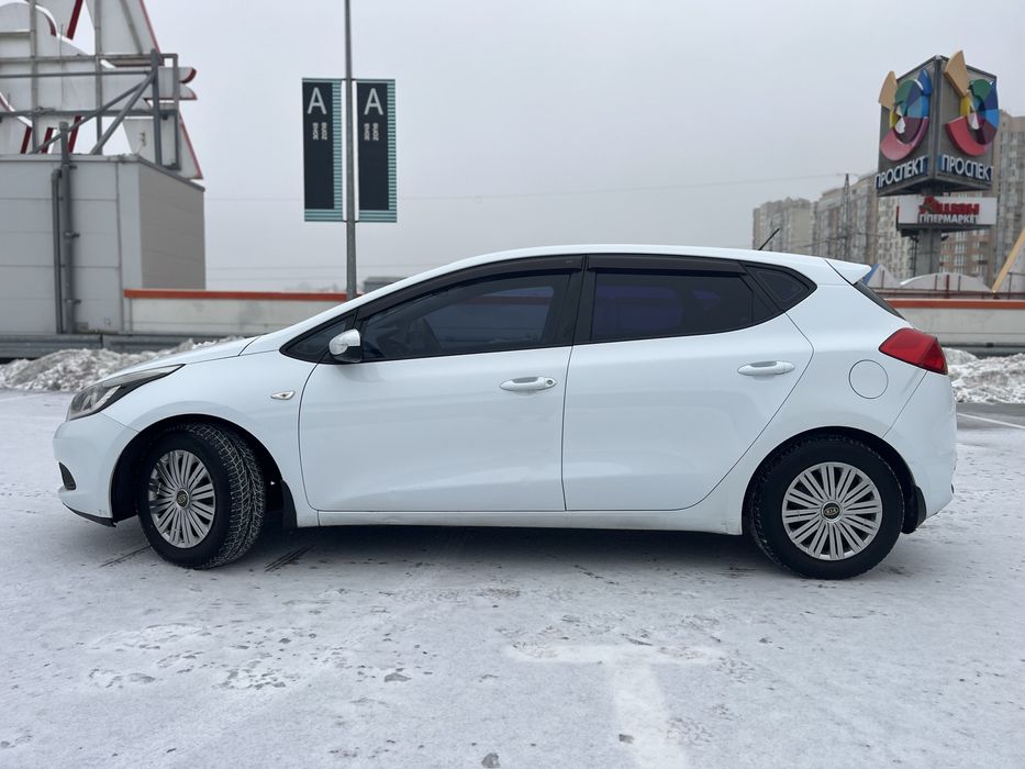 Kia Ceed 1.4газ/бенз механіка