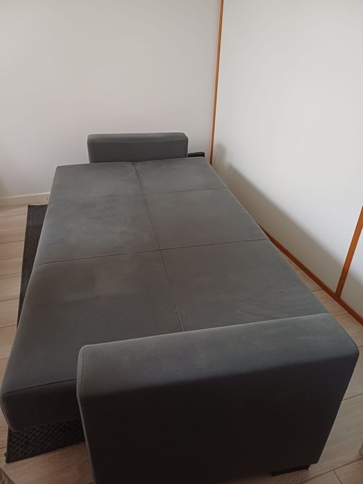 Sofá-cama cinzento